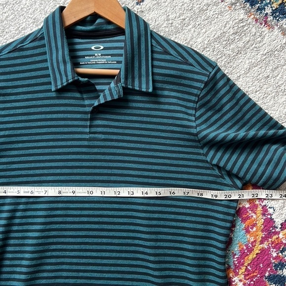 Oakley Men’s Premium Speed Striped Polo - Size Medium - Picture 9 of 11